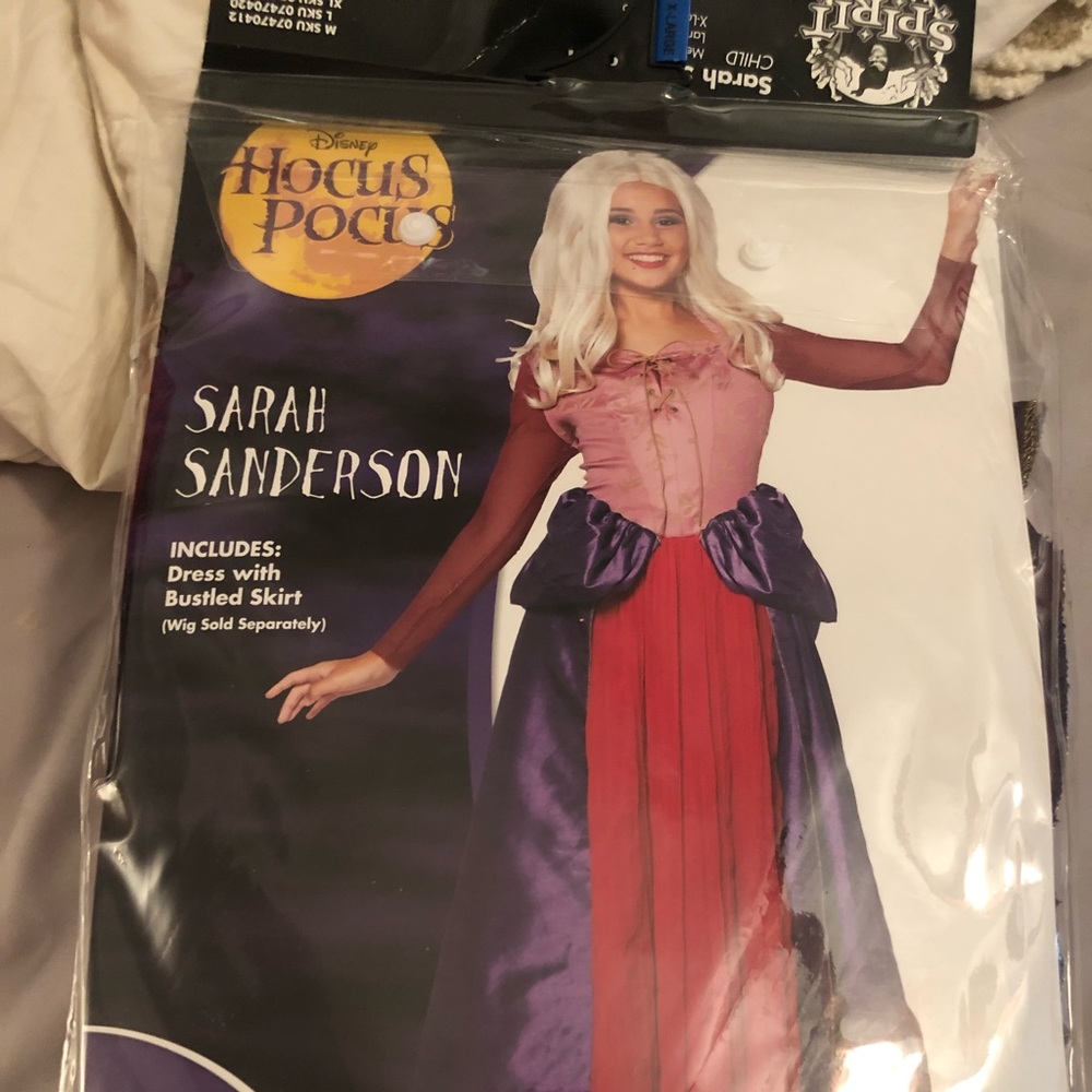 Sarah Sanderson from Hocus pocus costume
